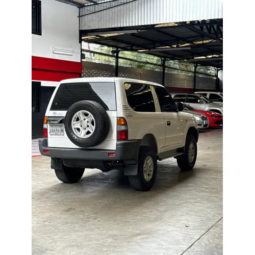 Toyota Land Cruiser Prado Merú 2006 Blanco Caracas