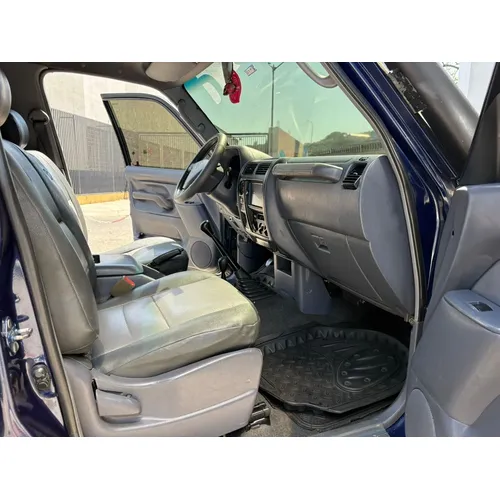 Toyota Meru 2006 Sincronica 4x4