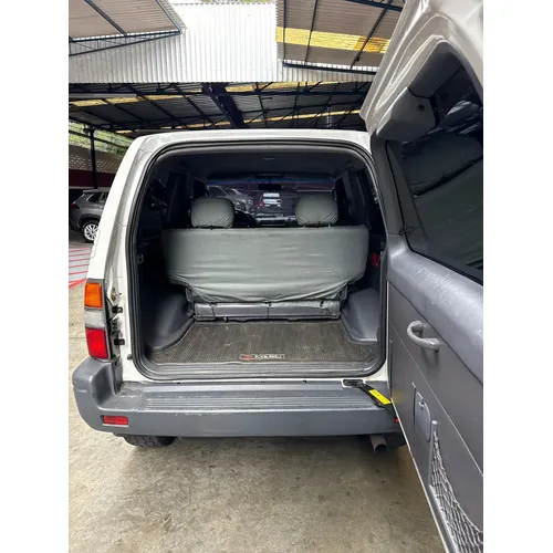 Toyota Land Cruiser Prado Merú 2006 Blanco Caracas