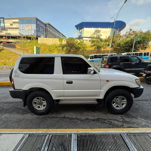 Toyota Land Cruiser Prado Merú 2007 Blanco Caracas