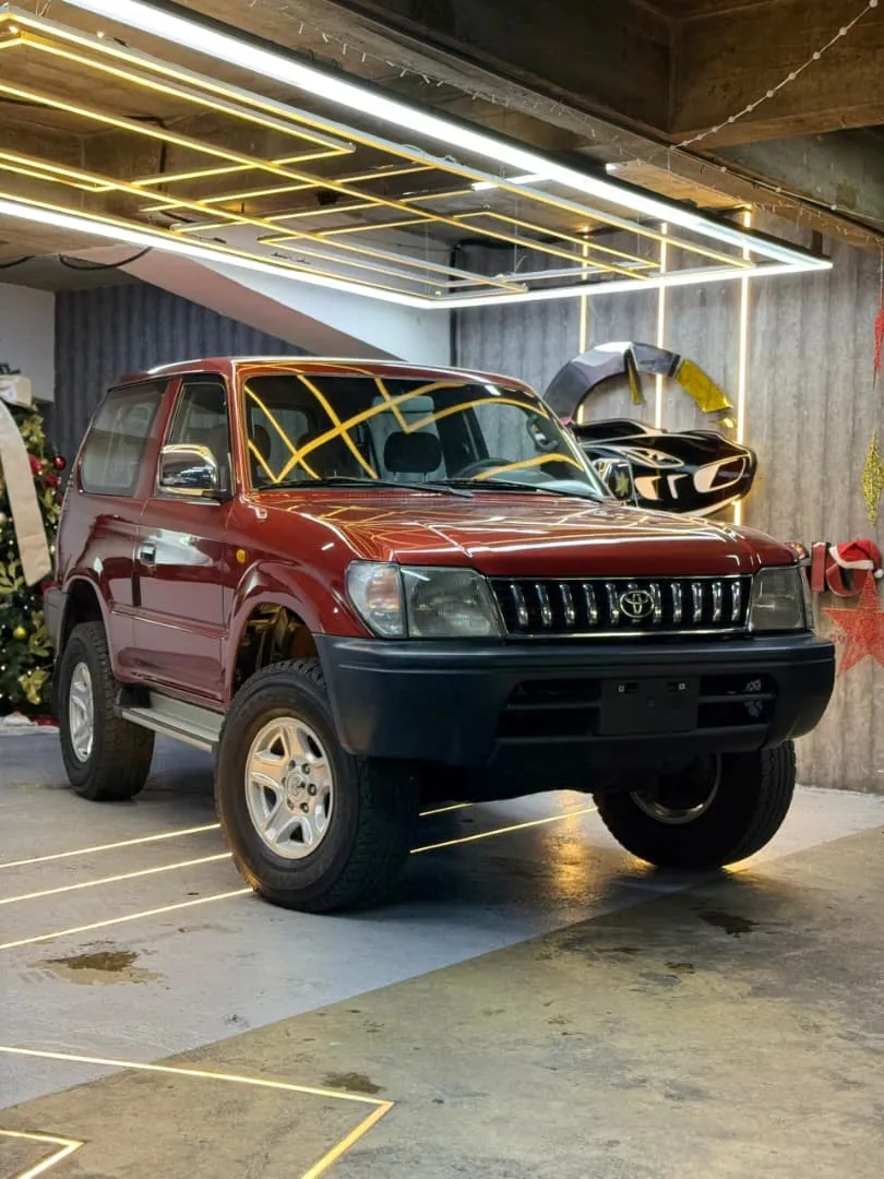 Toyota Meru 2007 Rojo Caracas