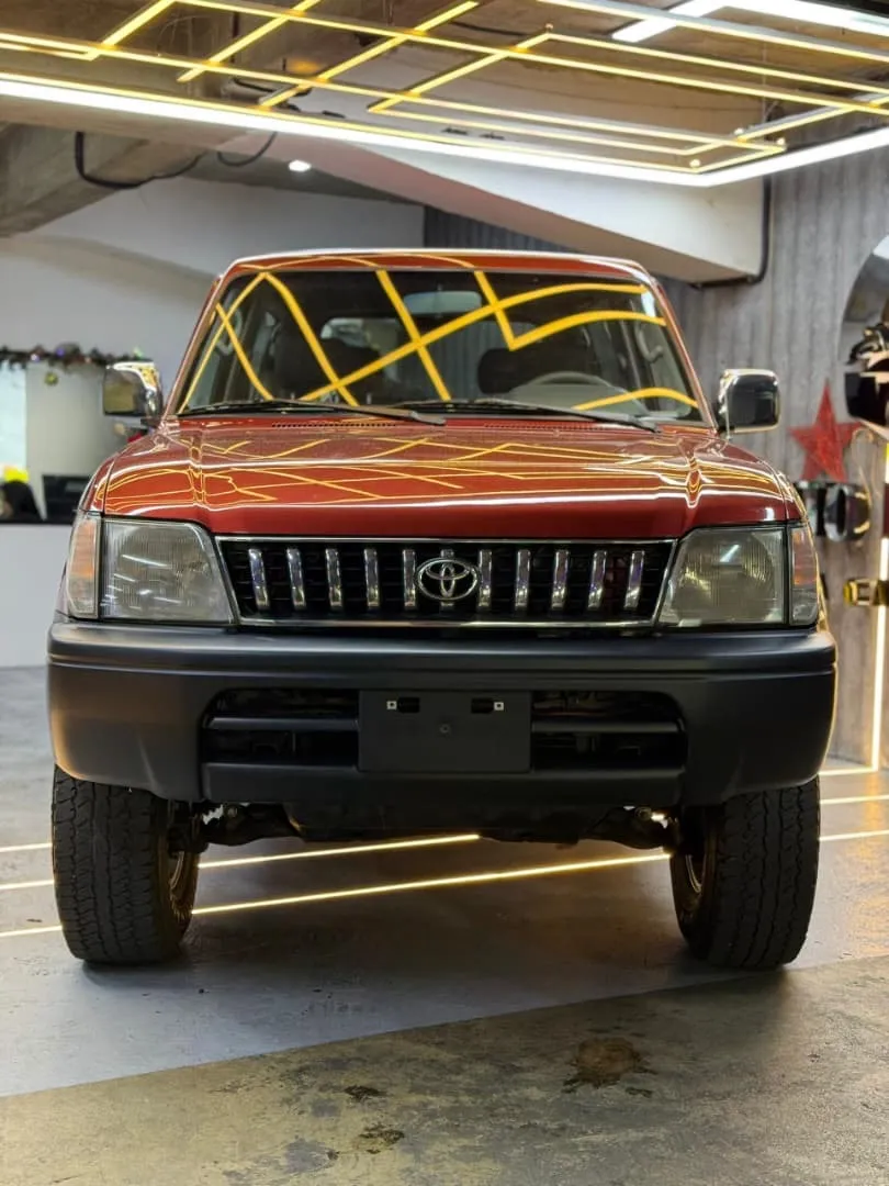 Toyota Meru 2007 Rojo Caracas