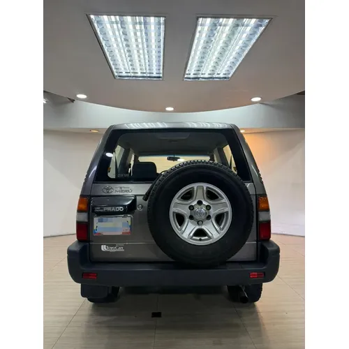 Toyota Land Cruiser Prado Merú 2007 Gris Caracas