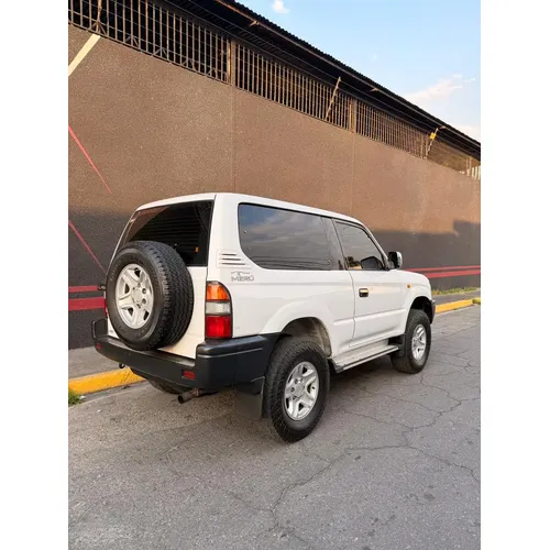 Toyota Land Cruiser Prado Merú 2006 Blanco Caracas