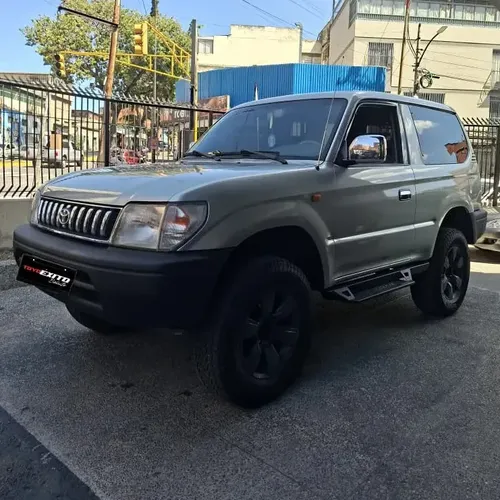 Toyota Land Cruiser Prado Merú 2007 Plateado Caracas