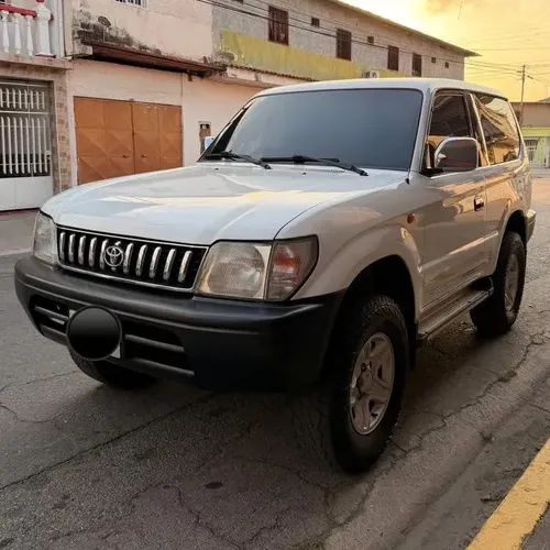 Toyota Land Cruiser Prado Merú 2006 Blanco Caracas