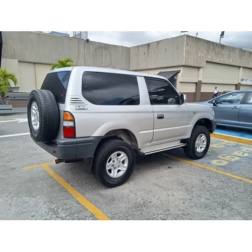 Toyota Land Cruiser Prado Merú 2008 Plateado Caracas