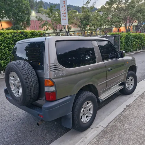 Toyota Meru 2007 Gris Caracas