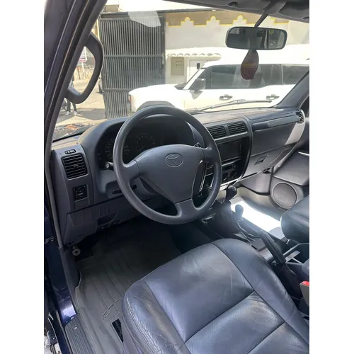 Toyota Meru 2006 Azul Caracas
