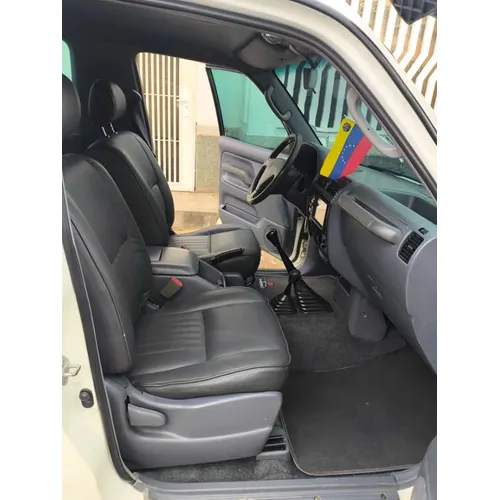 Toyota Land Cruiser Prado Merú 2007 Blanco Caracas