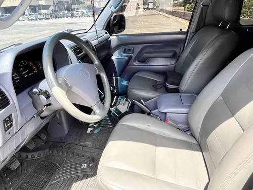 Toyota Land Cruiser Prado Merú 2005 Plateado Caracas