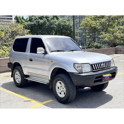 Toyota Land Cruiser Prado Merú 2005 Plateado Caracas
