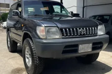 Toyota Meru Año 2008