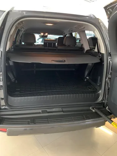 Toyota Land Cruiser Prado VX 2023 Gris Girardot
