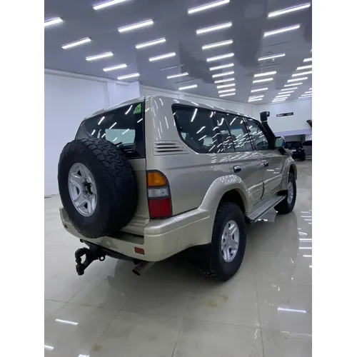 Toyota Land Cruiser Prado 2004 Beige Caracas