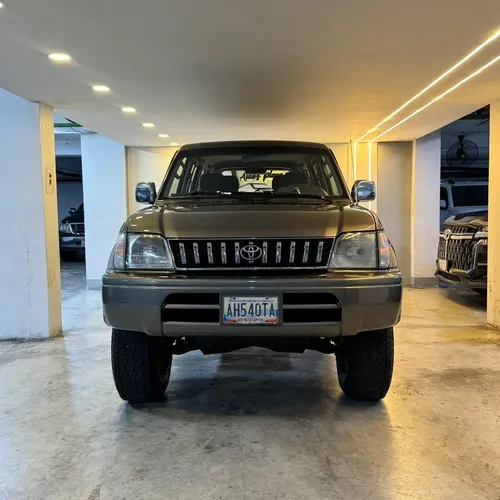 Toyota Prado 2005 Gris Caracas
