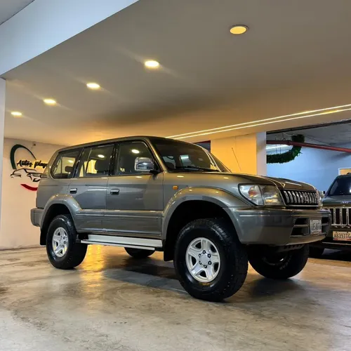 Toyota Prado 2005 Gris Caracas
