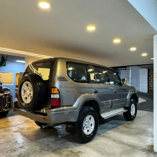 Toyota Prado 2005 Gris Caracas