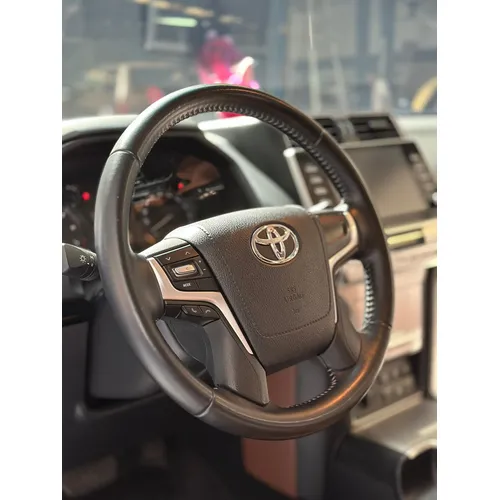 Toyota Prado 2021 Negro Caracas