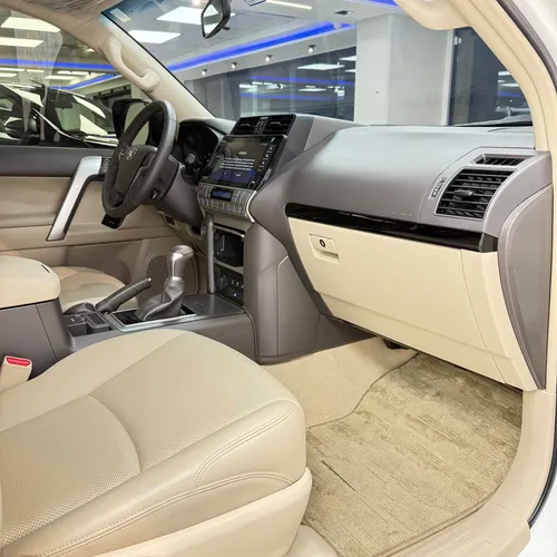 Toyota Land Cruiser Prado 2023 Blanco Caracas