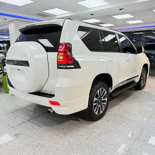 Toyota Land Cruiser Prado 2023 Blanco Caracas