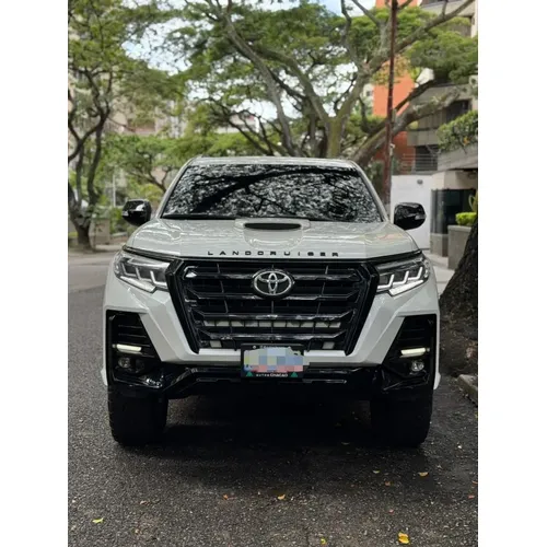Toyota Land Cruiser Prado 2023 Blanco Caracas
