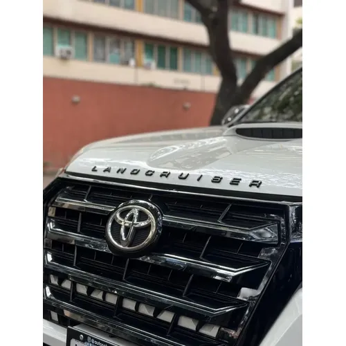 Toyota Land Cruiser Prado 2023 Blanco Caracas
