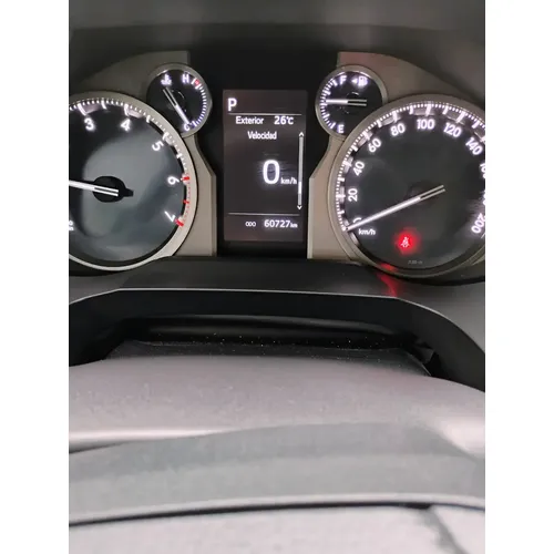 Toyota Land Cruiser Prado 2022 Plateado Girardot