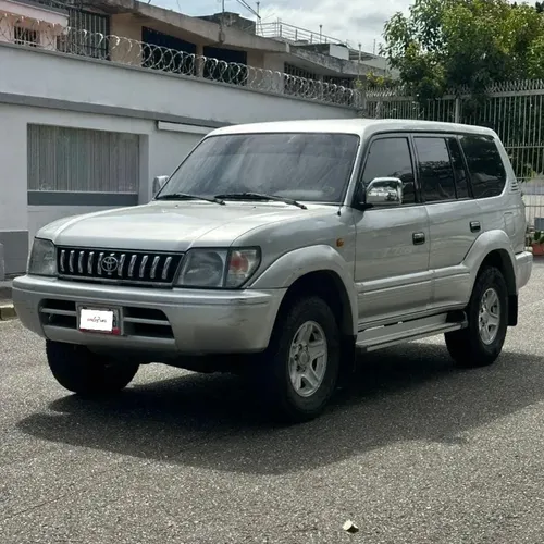 Toyota Land Cruiser Prado 2005 Plateado Caracas