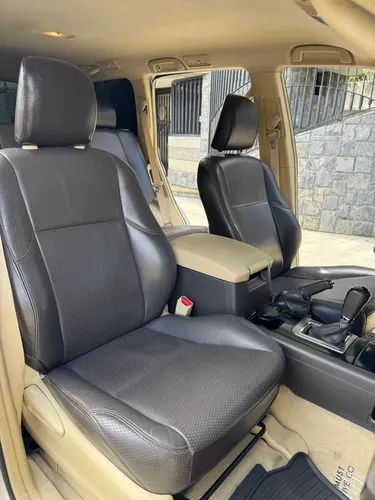 Toyota Land Cruiser Prado EX.R 2014 Plateado Caracas