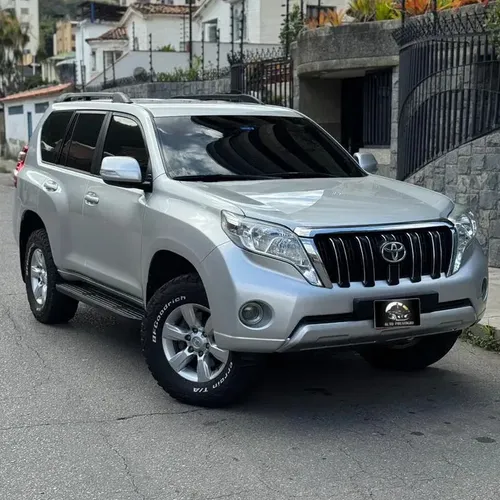 Toyota Land Cruiser Prado EX.R 2014 Plateado Caracas