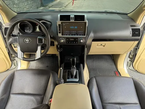 Toyota Land Cruiser Prado EX.R 2014 Plateado Caracas