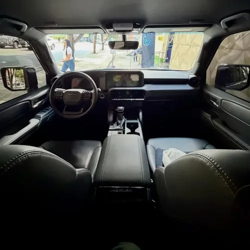 Toyota Land Cruiser Prado 2025 Plateado Caracas