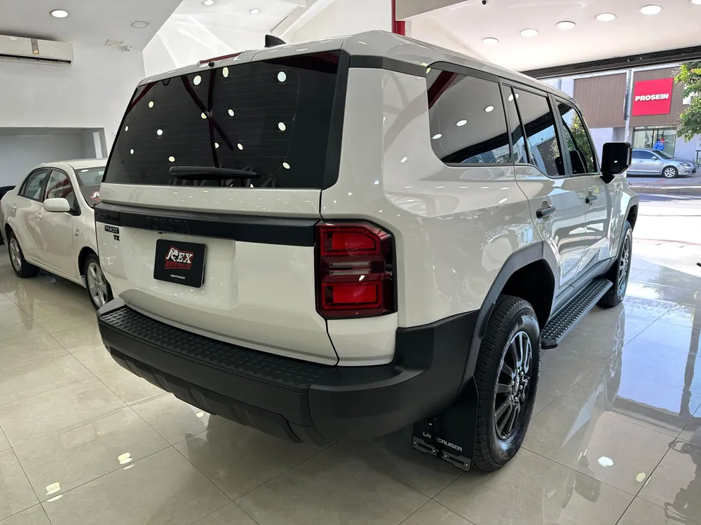 Toyota Prado TX 2025 Blanco Caracas