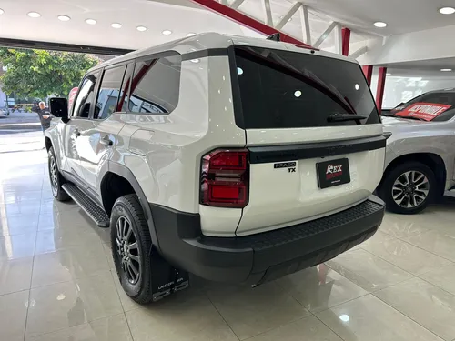 Toyota Land Cruiser Prado TX 2025 Blanco Caracas