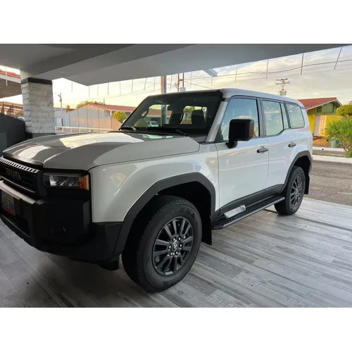 Toyota Prado TX 2026 Blanco Caracas