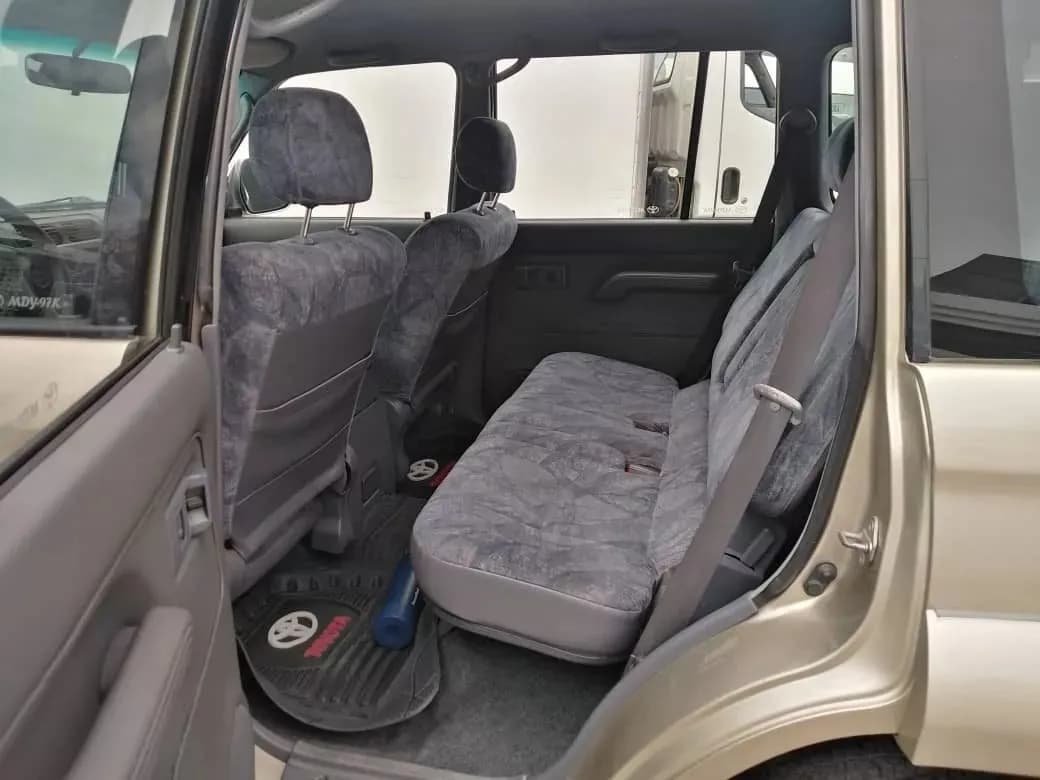 Toyota Prado VX Automática 4x4 2005 Marrón