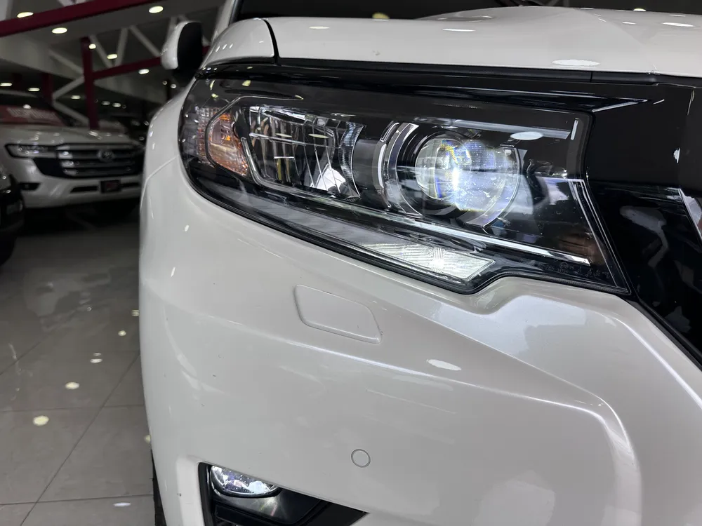 Toyota Prado 2024 Blanco Caracas