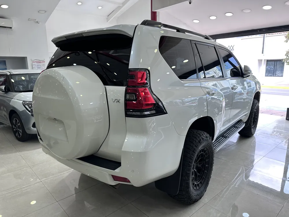 Toyota Prado 2024 Blanco Caracas