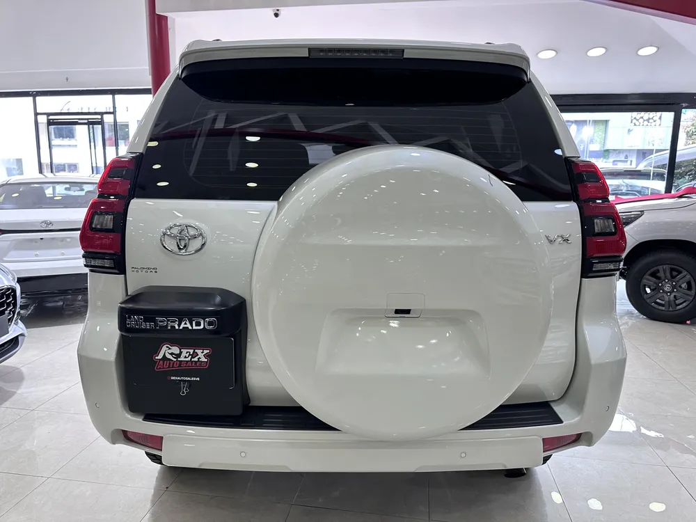 Toyota Prado 2024 Blanco Caracas