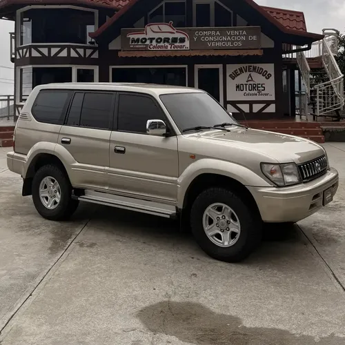 Toyota Land Cruiser Prado VX 2005 Beige