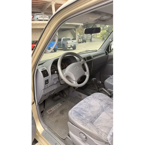 Toyota Land Cruiser Prado VX 2005 Beige