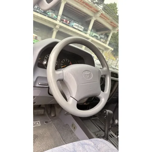 Toyota Land Cruiser Prado VX 2005 Beige