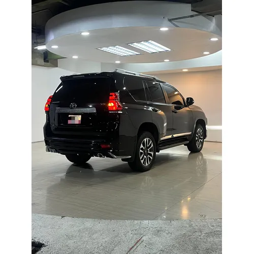 Toyota Land Cruiser Prado Vx 2022 Negro Caracas
