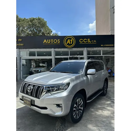 Toyota Land Cruiser Prado VX 2024 Plateado Caracas