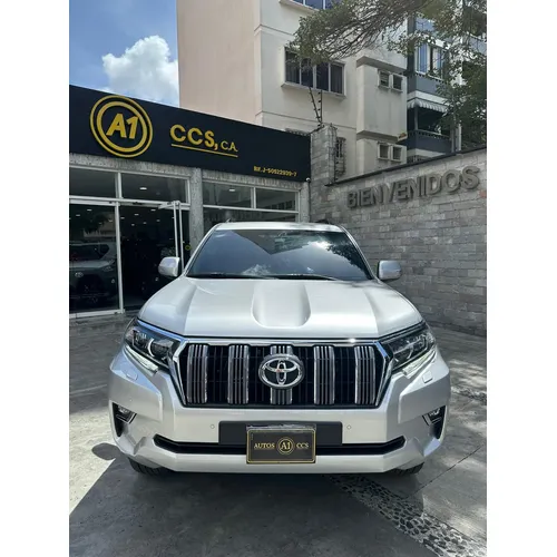 Toyota Land Cruiser Prado VX 2024 Plateado Caracas
