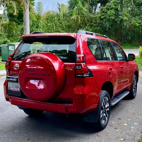 Toyota Prado VX 2023 Rojo Caracas