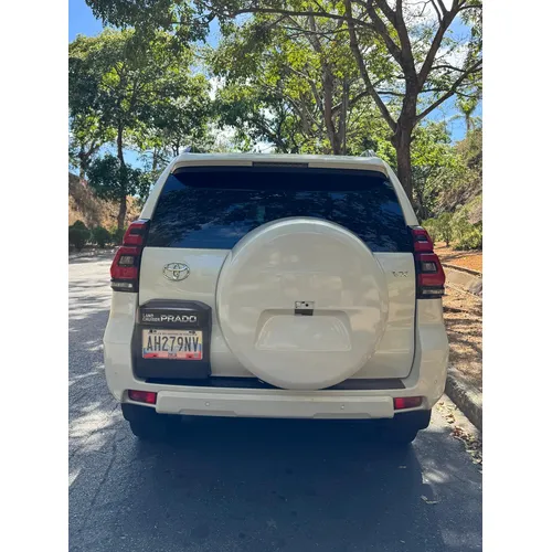 Toyota Prado VX 2020 Blanco Caracas