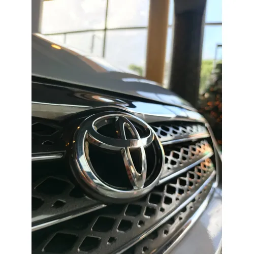 Toyota Prado VX 2022 Blanco Caracas