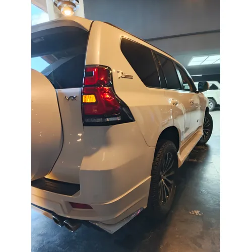 Toyota Prado VX 2022 Blanco Caracas